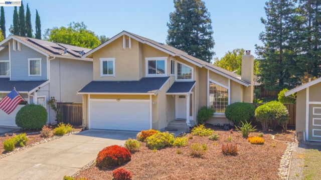 1546 Ohara Ct, Clayton, CA 94517