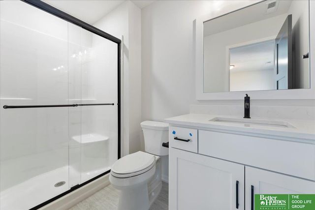 21343 Laurel Circle, Elkhorn, NE 68022