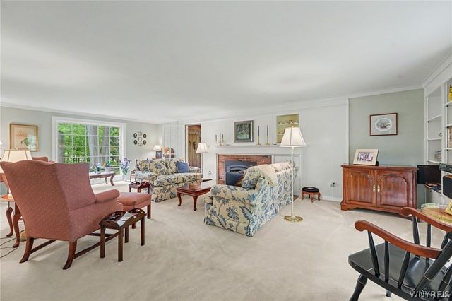 4233 Freeman Road, Orchard Park, NY 14127