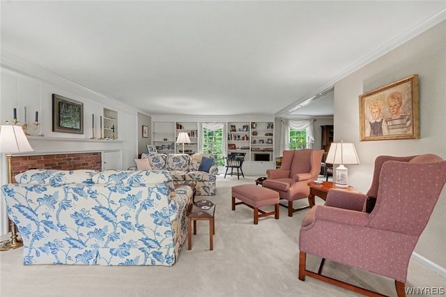 4233 Freeman Road, Orchard Park, NY 14127