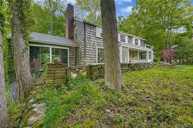 4233 Freeman Road, Orchard Park, NY 14127