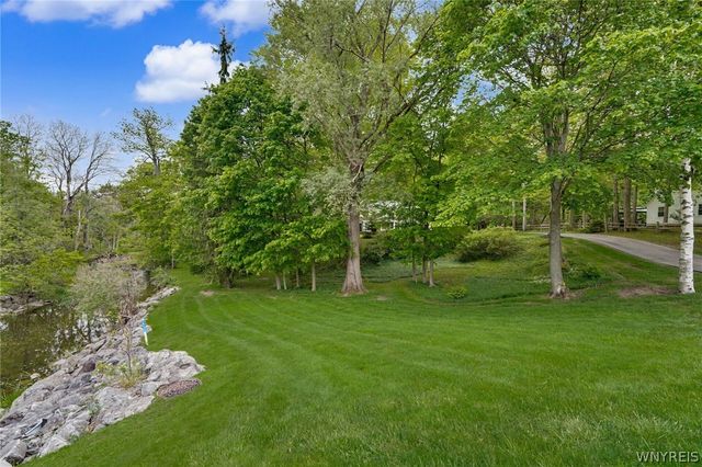 4233 Freeman Road, Orchard Park, NY 14127