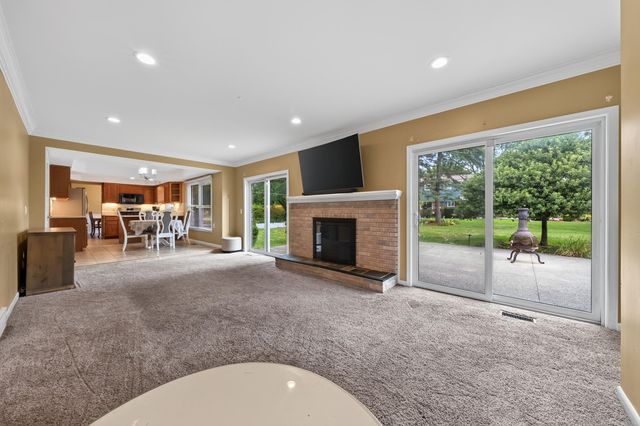 5417 Fieldcrest Drive, Utica, MI 48316
