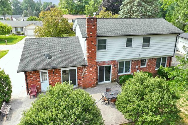 5417 Fieldcrest Drive, Utica, MI 48316