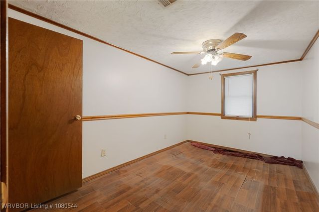 10549 Winn Mountain Place, Mountainburg, AR 72946