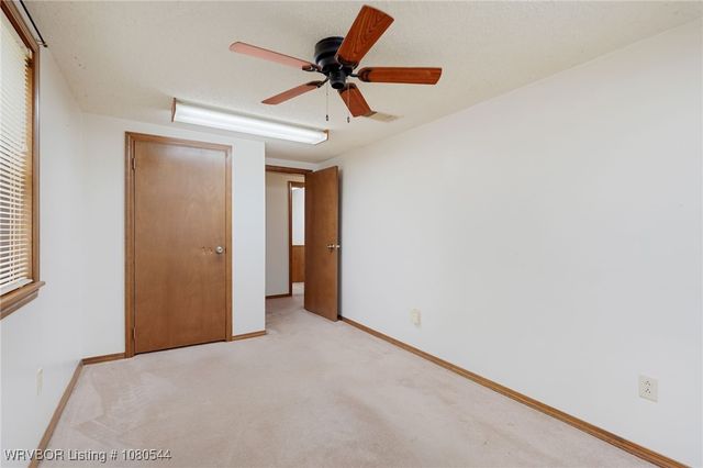 10549 Winn Mountain Place, Mountainburg, AR 72946