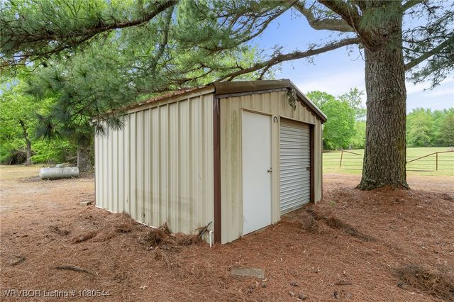 10549 Winn Mountain Place, Mountainburg, AR 72946