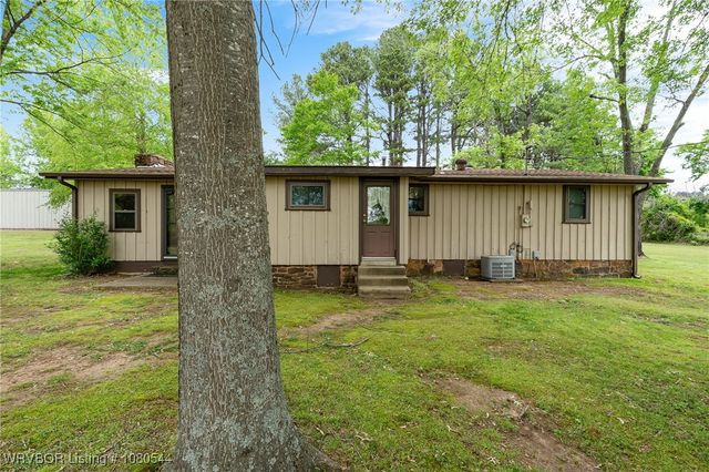 10549 Winn Mountain Place, Mountainburg, AR 72946
