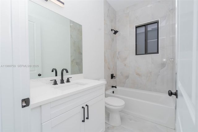 121 moore ave, Other City - In The State Of Florida, FL 33936