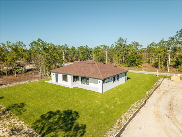 121 moore ave, Other City - In The State Of Florida, FL 33936