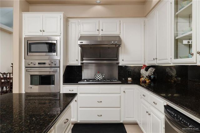 1300 Northgate Lane, Mcallen, TX 78504