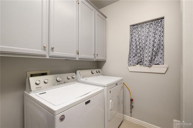 1300 Northgate Lane, Mcallen, TX 78504