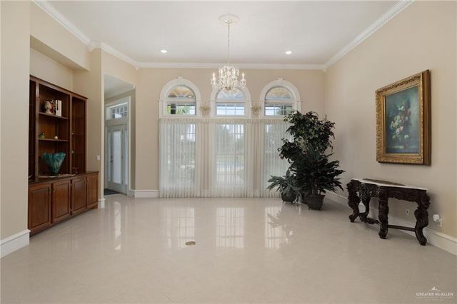1300 Northgate Lane, Mcallen, TX 78504