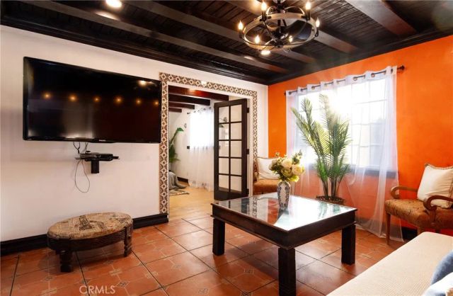 1688 N Avenue 52, Los Angeles, CA 90042