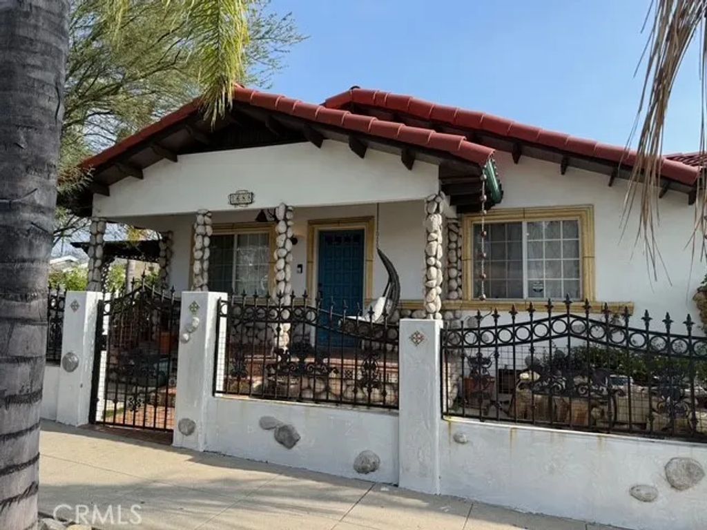 1688 N Avenue 52, Los Angeles, CA 90042