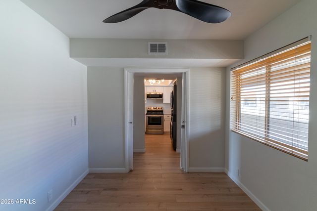 4150 E CACTUS Road 216, Phoenix, AZ 85032