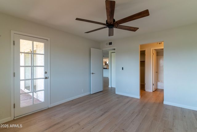 4150 E CACTUS Road 216, Phoenix, AZ 85032