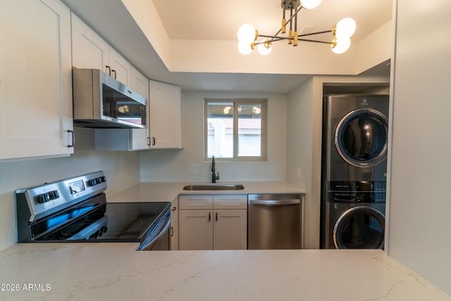 4150 E CACTUS Road 216, Phoenix, AZ 85032