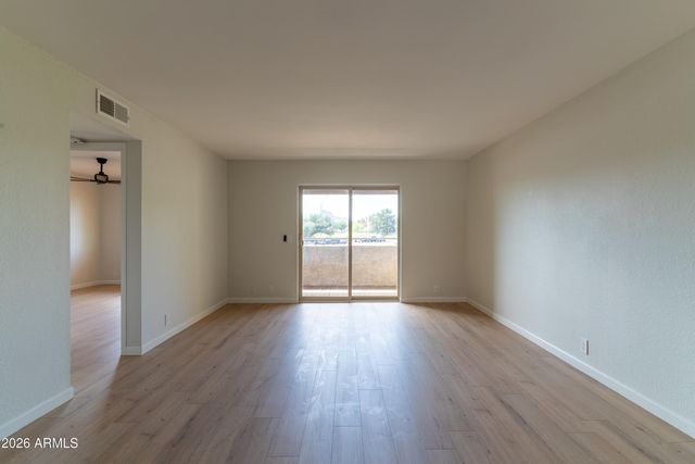 4150 E CACTUS Road 216, Phoenix, AZ 85032