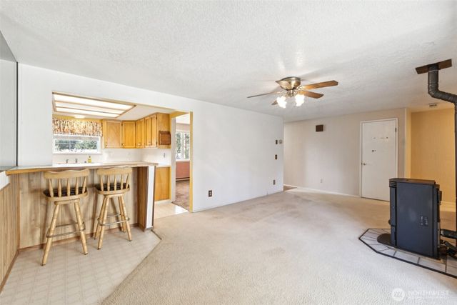 1206 Independence Court, Oak Harbor, WA 98277