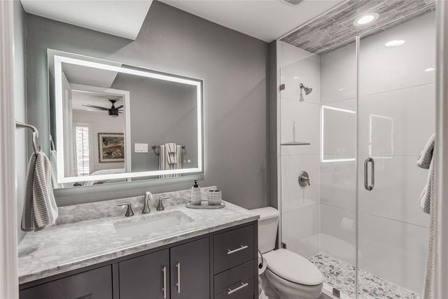 14715 Barryknoll Lane 140, Houston, TX 77079