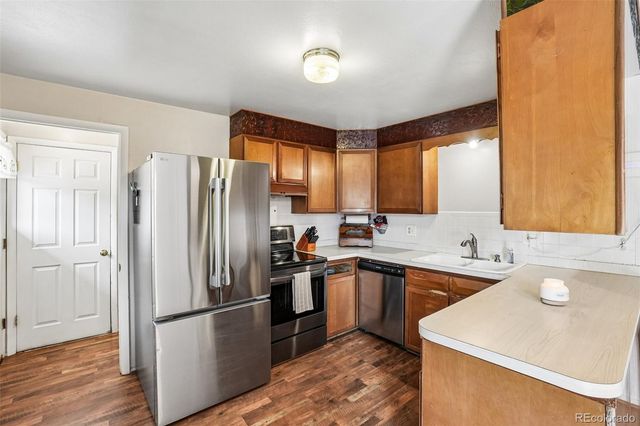 8283 Depew Way, Arvada, CO 80003
