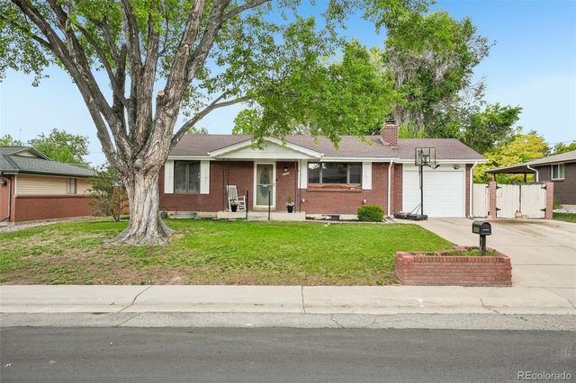 8283 Depew Way, Arvada, CO 80003