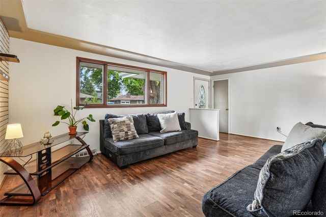 8283 Depew Way, Arvada, CO 80003