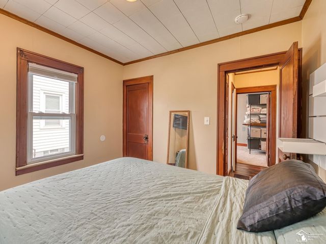 906 Michigan Avenue, Monroe, MI 48162