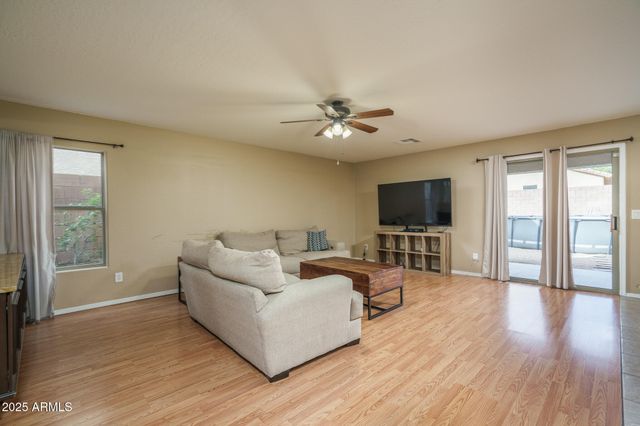 11830 W FOOTHILL Drive, Sun City, AZ 85373