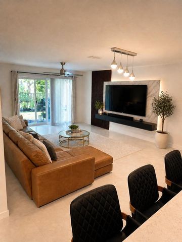 6835 Broadwater Ln, Lake Worth, FL 33467