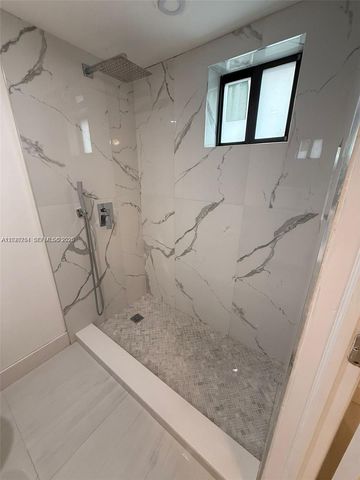 5420 W 21st Ct 110, Hialeah, FL 33016