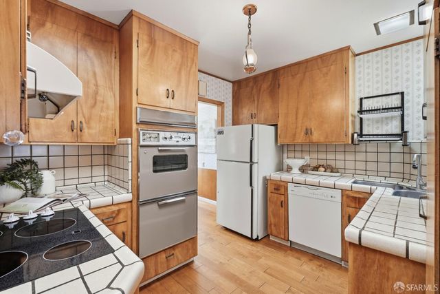 42 Seminole Avenue, San Francisco, CA 94112