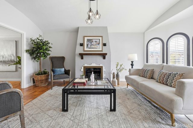42 Seminole Avenue, San Francisco, CA 94112