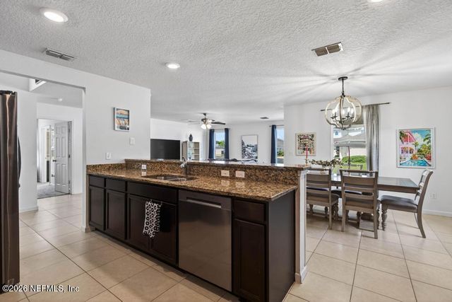 77494 LUMBER CREEK Boulevard, Yulee, FL 32097