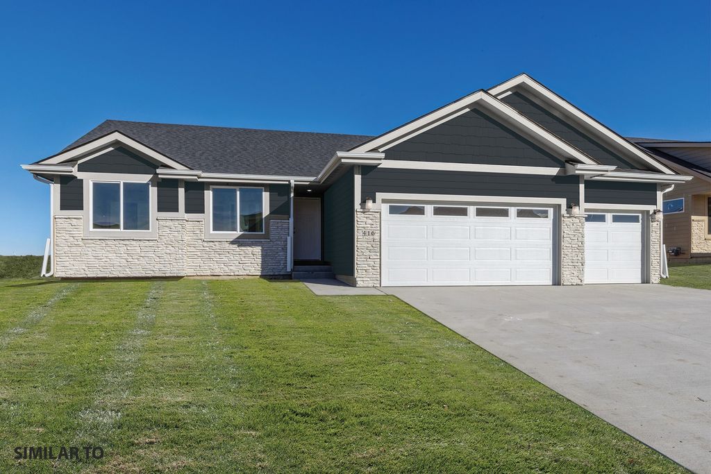 402 NE 59th Street, Ankeny, IA 50021