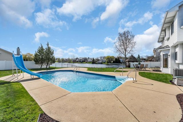 5915 Sunshine LANE, Racine, WI 53402