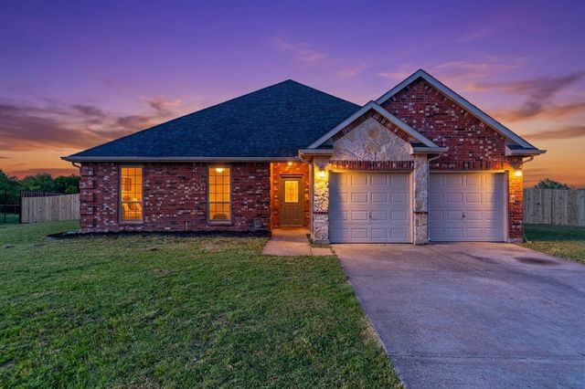 105 Southview Drive, Fate, TX 75189
