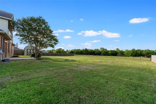105 Southview Drive, Fate, TX 75189