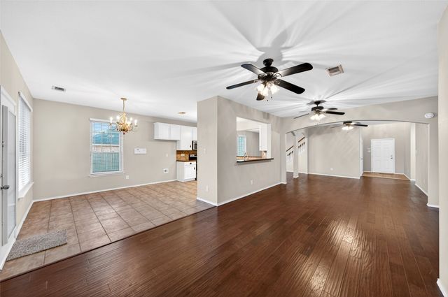 105 Southview Drive, Fate, TX 75189