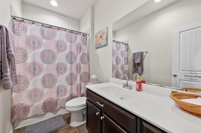 723 Acacia Park Lane, Rosharon, TX 77583