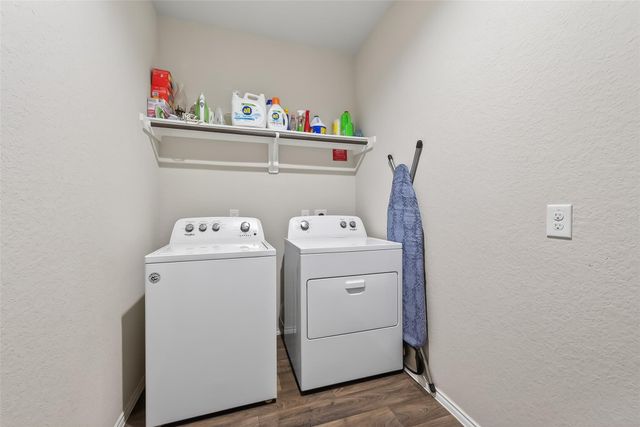 723 Acacia Park Lane, Rosharon, TX 77583