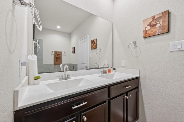 723 Acacia Park Lane, Rosharon, TX 77583