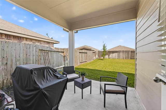 723 Acacia Park Lane, Rosharon, TX 77583