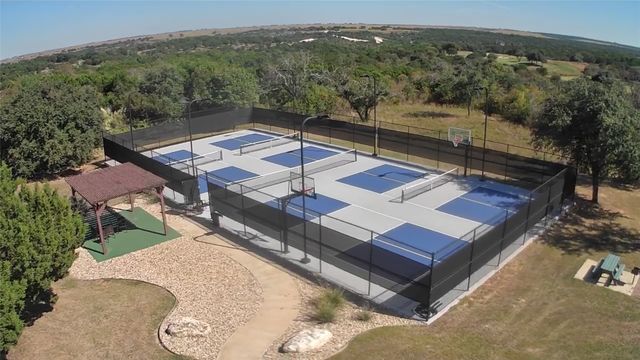 8012 Leven Links Street, Cleburne, TX 76033