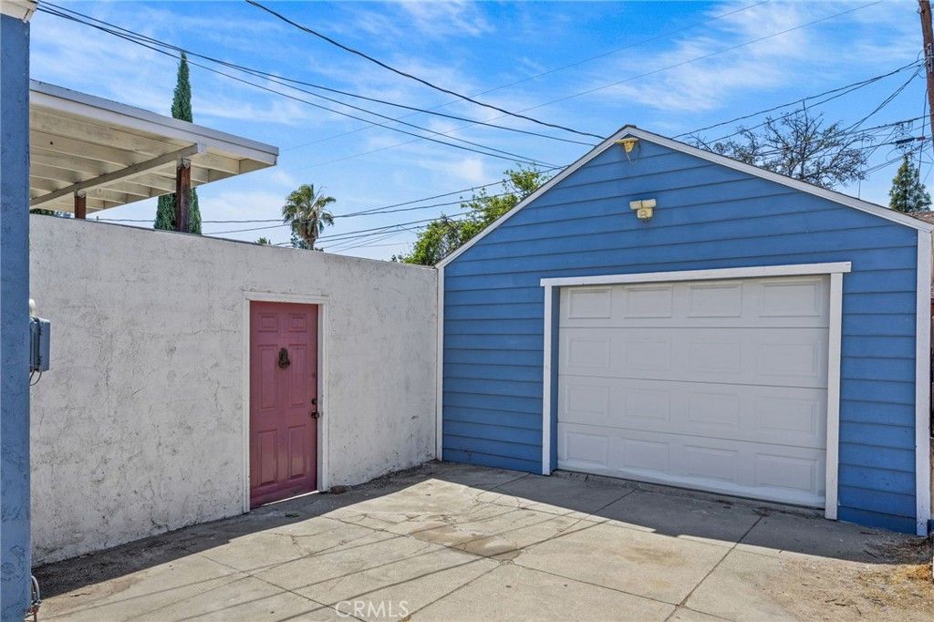 Image 24 of property listing at 2932 Genevieve, San Bernardino, CA 92405