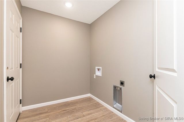 633 W Cherry Street, Scottsburg, IN 47170