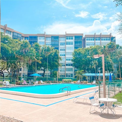 1000 Saint Charles Place 721, Pembroke Pines, FL 33026