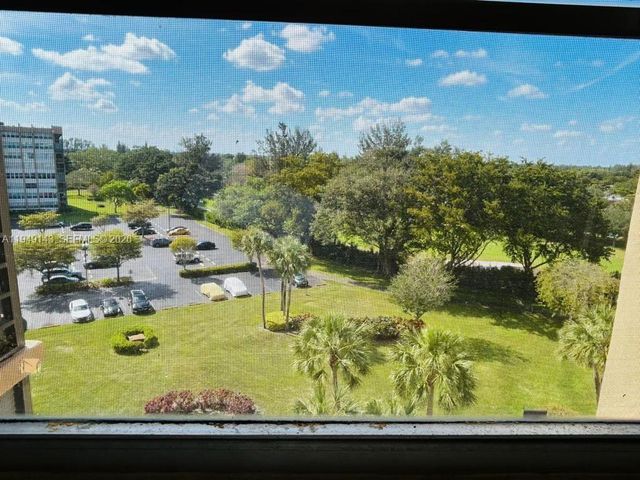 1000 Saint Charles Place 721, Pembroke Pines, FL 33026