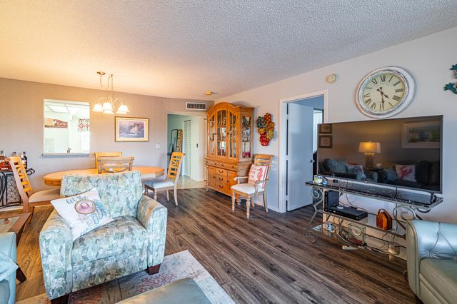 1650 NW 80th Avenue 301, Margate, FL 33063